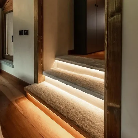 Hellochalet Pessey - Entire Alpine Retreat With Private Garden, Nature & Silence 400mt To Slope Ferienhaus Valtournenche