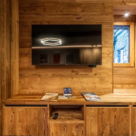 Ferienhaus Hellochalet Pessey - Entire Alpine Retreat With Private Garden, Nature & Silence 400mt To Slope