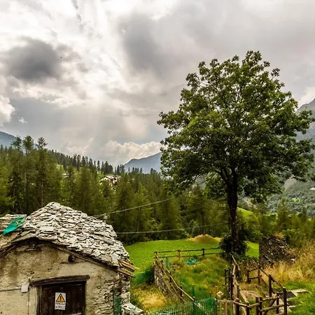 Hellochalet Pessey - Entire Alpine Retreat With Private Garden, Nature & Silence 400mt To Slope Сasa de vacaciones Valtournenche