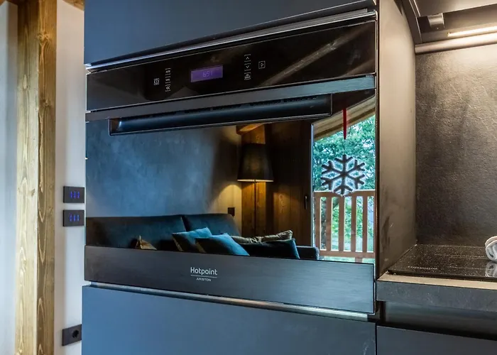 Hellochalet - Pessey - Entire Alpine 400m From Lifts With Garden & Mountain View Hébergement de vacances Valtournenche