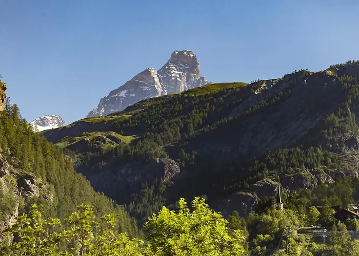 Hellochalet - Pessey - Entire Alpine 400m From Lifts With Garden & Mountain View Hébergement de vacances Valtournenche